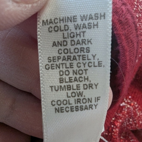 Three Seasons Maternity RED with sparkle threads size large 3/4 sleeves - Picture 5 of 7